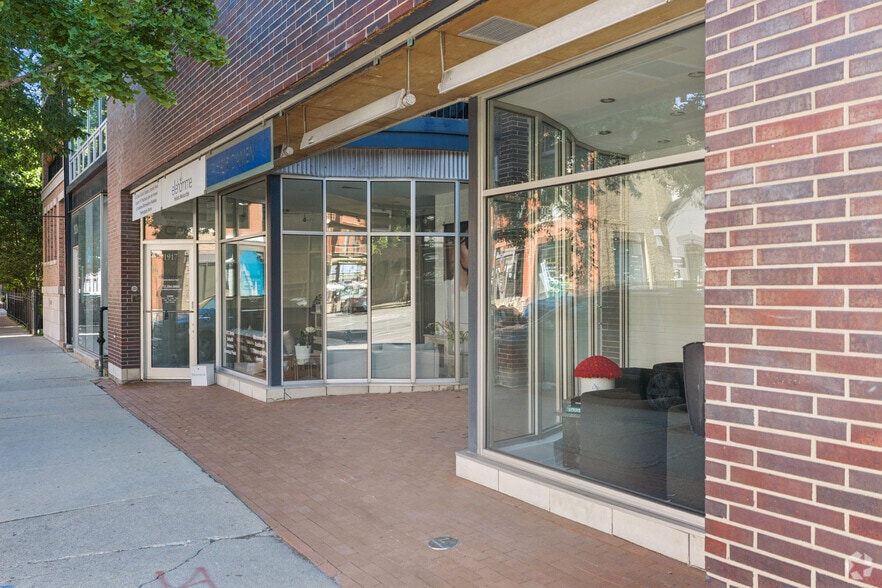 More Photos Of 1915-1917 N Damen Ave, Chicago General Retail For Sale
