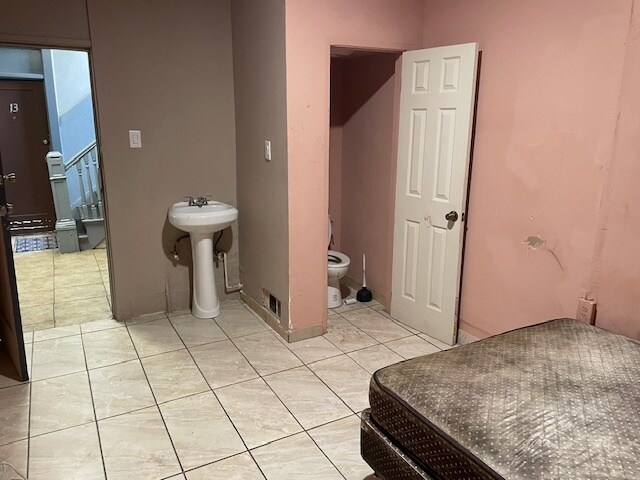 More Photos Of 543 Broad Ave, Wilmington Apartments For Sale