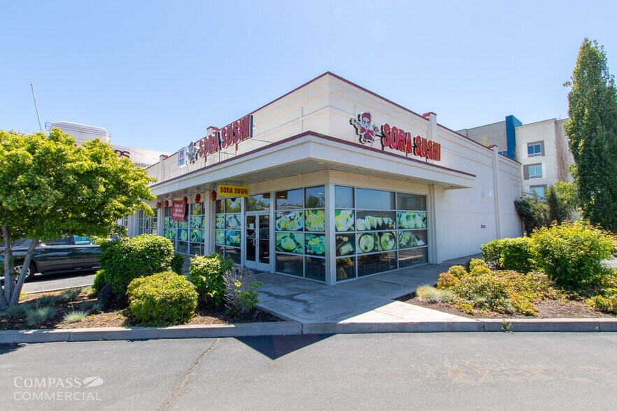 More Photos Of 3835 SW 21st St, Redmond Unknown For Lease