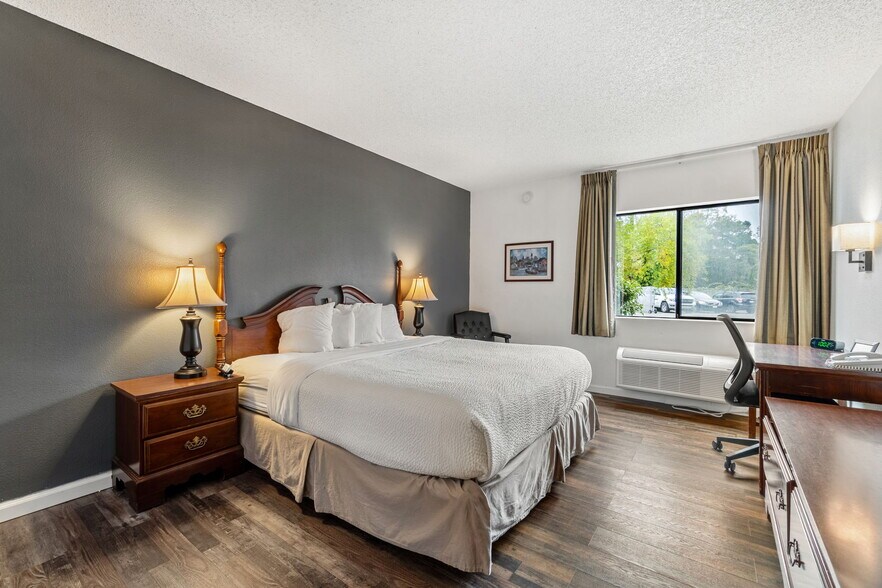 More Photos Of 3535 Janes Rd, Arcata Hotel For Sale