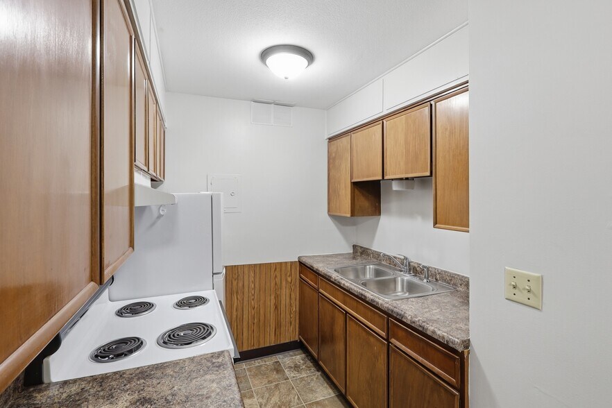 More Photos Of 107 3rd Ave S, Sauk Rapids Multifamily For Sale