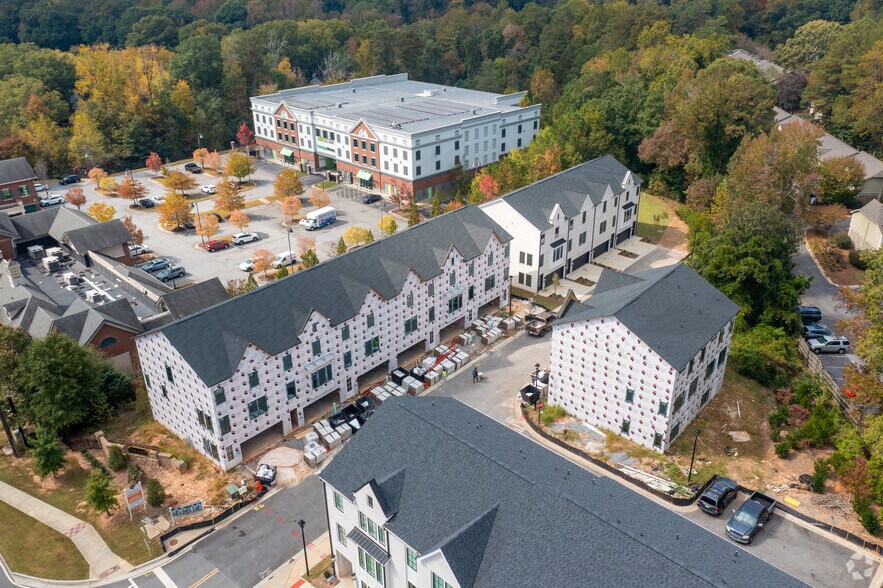Primary Photo Of 6780 Roswell Rd, Atlanta Apartments For Lease