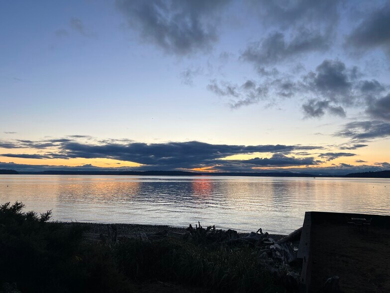 More Photos Of 4030 Beach Dr SW, Seattle Specialty For Sale