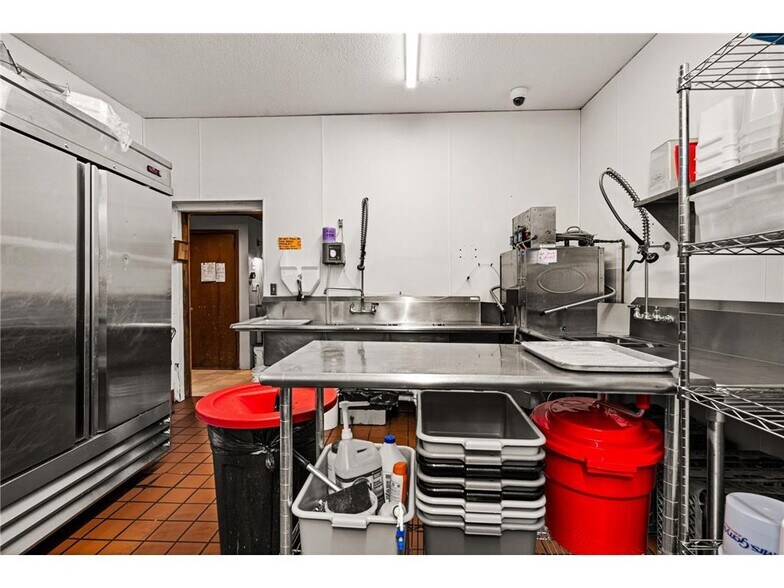 More Photos Of 4654 County Highway 61 hwy, Moose Lake Specialty For Sale