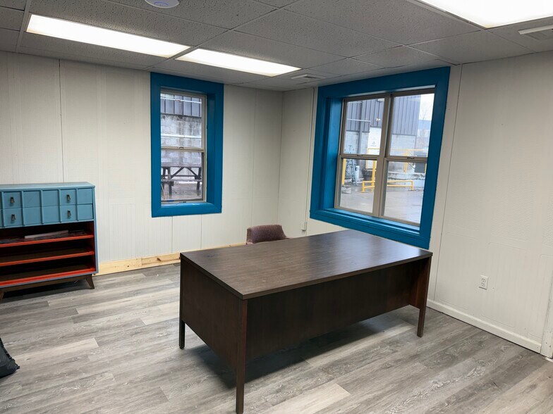 More Photos Of 80 Oliver St, Wisconsin Rapids Manufacturing For Lease
