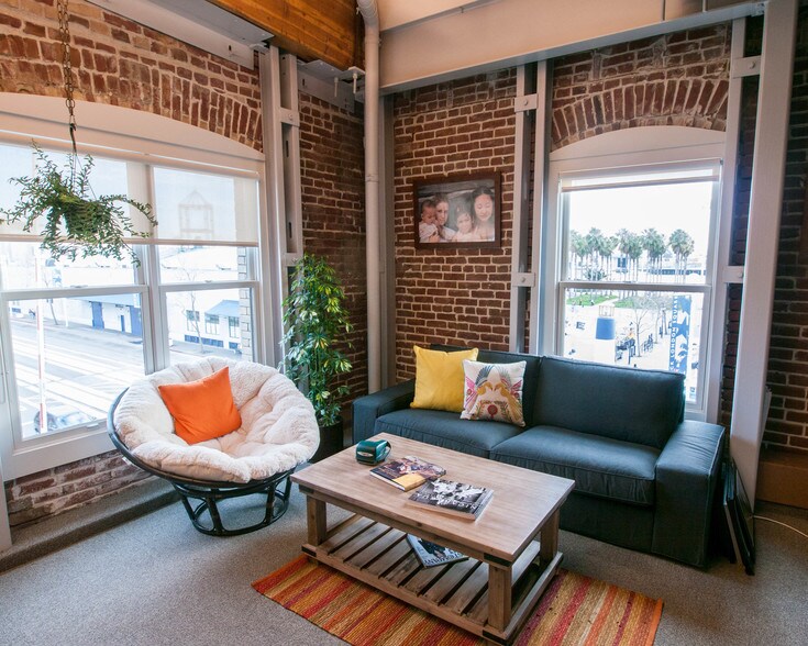 More Photos Of 101 Broadway, Oakland Office For Lease