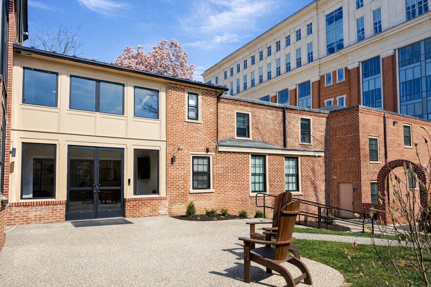 More Photos Of 220 W Gay St, West Chester Office Residential For Lease