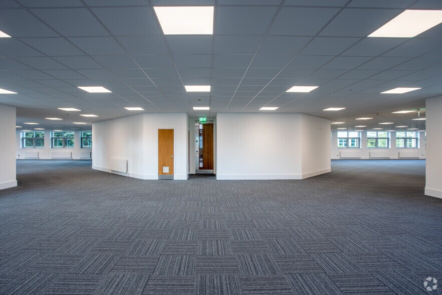 More Photos Of The Castle Business Park, Stirling Office For Sale