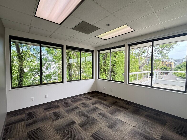 More Photos Of 300 Tamal Plz, Corte Madera Office Residential For Sale