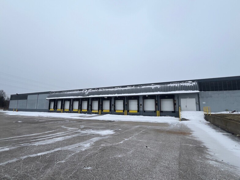 More Photos Of 402 Royal Rd, Michigan City Manufacturing For Lease