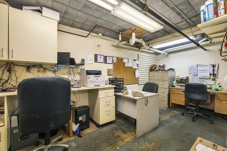 More Photos Of 122 Central Ave, Clark Storefront Retail Office For Sale