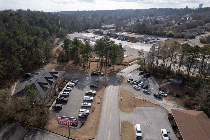 More Photos Of 2170 Clearbrook Rd, Birmingham Office For Sale