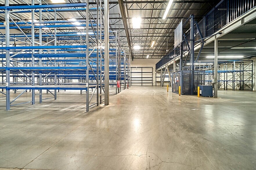More Photos Of 1807 E 48th Pl, Los Angeles Warehouse For Lease