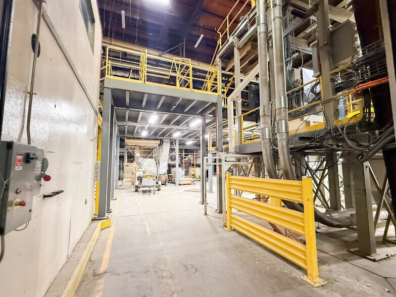 More Photos Of 712 E 2400 N, Tooele Warehouse For Sale