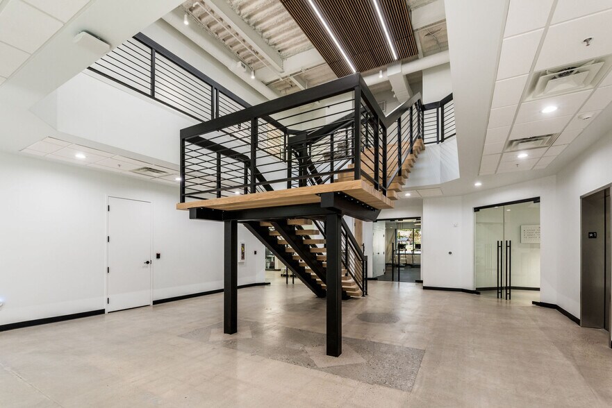More Photos Of 282 River Bend Ln, Provo Office For Sale