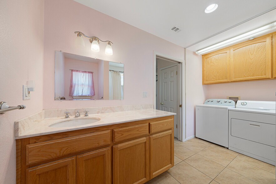 More Photos Of 1449 Lytle Creek Rd, Lytle Creek Flex For Sale