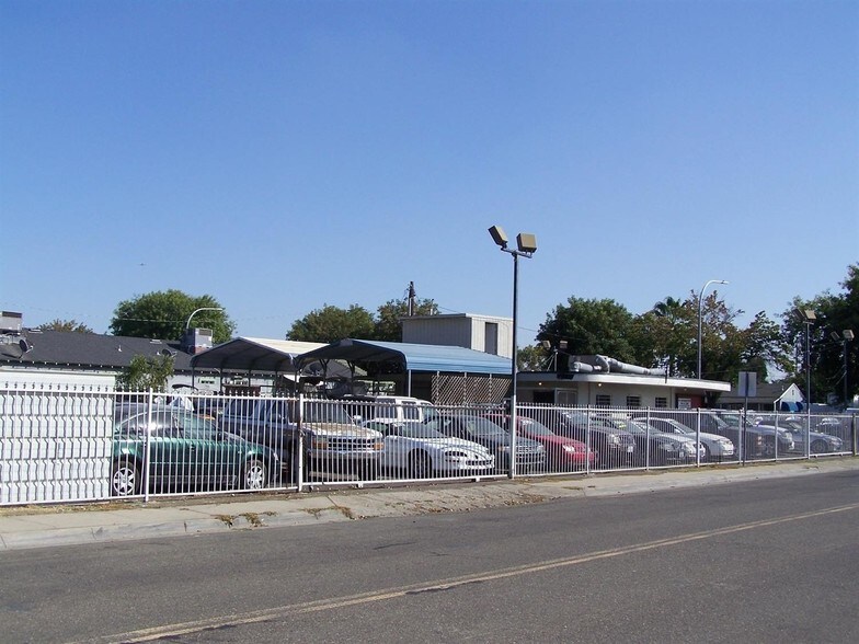 More Photos Of 1105 Yosemite Blvd, Modesto Auto Dealership For Sale