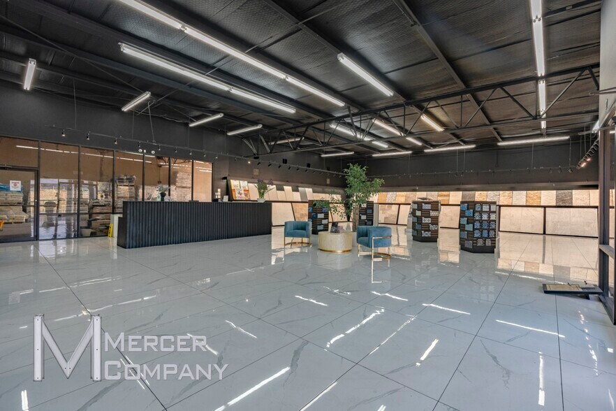 More Photos Of 8120 West Fwy, White Settlement Showroom For Sale