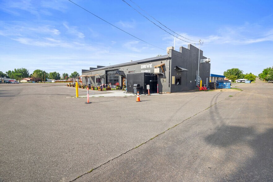 More Photos Of 1589 W Victory Way, Craig Flex For Sale