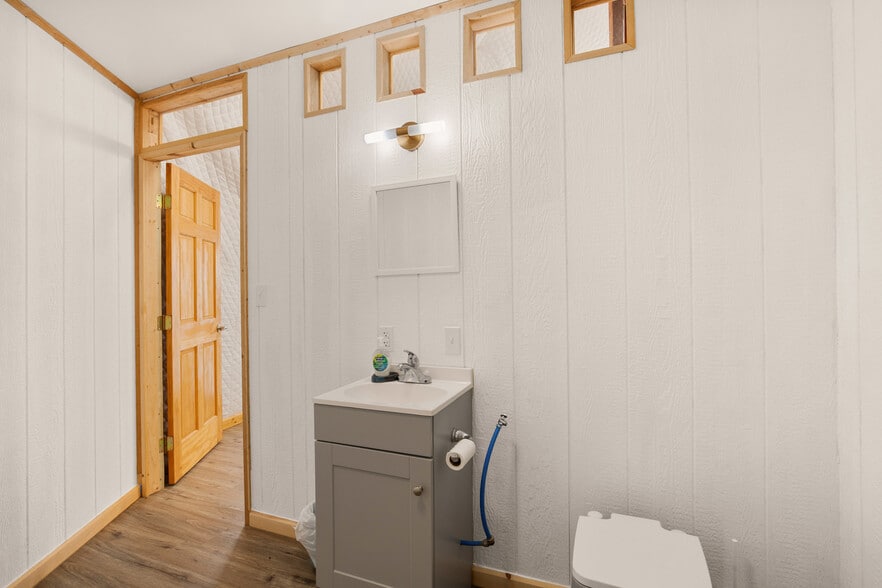 More Photos Of 162 Black Bear Run, Berlin Specialty For Sale