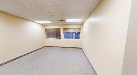 More Photos Of 37 Ramland Rd, Orangeburg Office For Lease