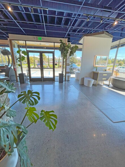 More Photos Of 3201 Cleveland Ave, Santa Rosa Office For Sale