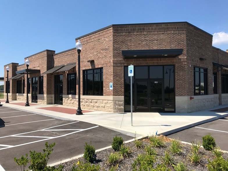 Primary Photo Of 5847 Airline Rd, Arlington General Retail For Lease