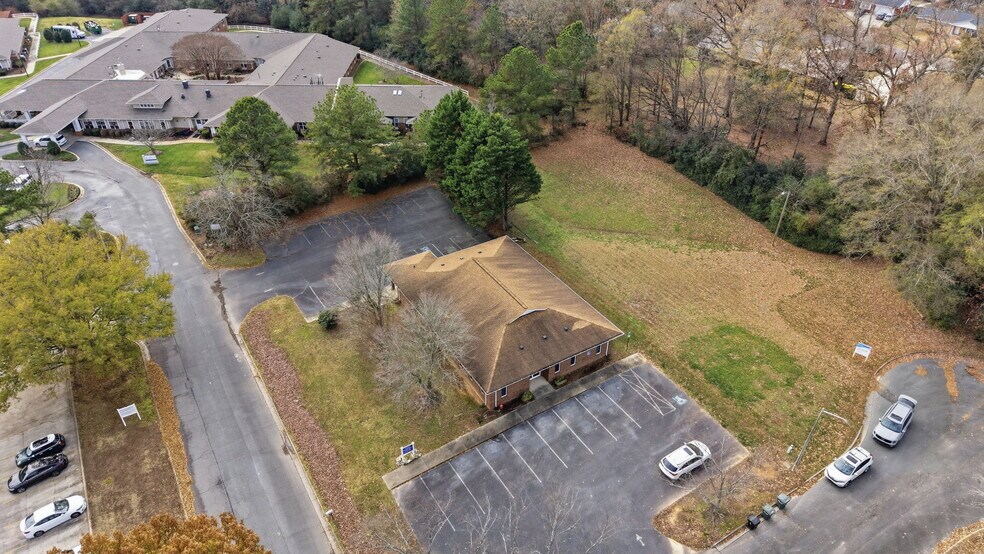 More Photos Of 1414 Ellen St, Monroe Medical For Sale