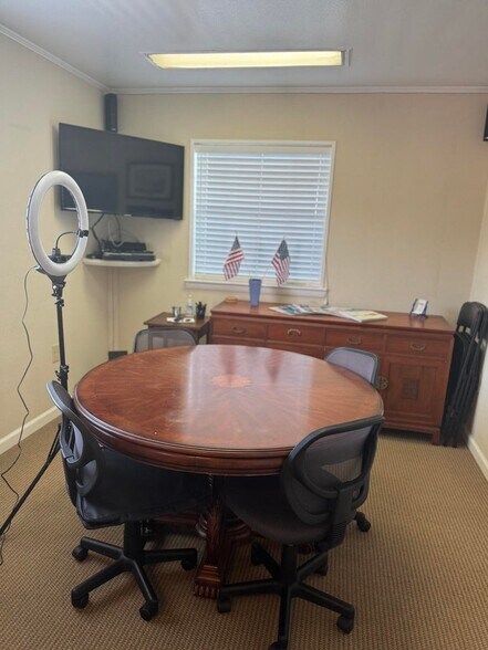 More Photos Of 725 Harbor Blvd E, Destin Medical For Sale