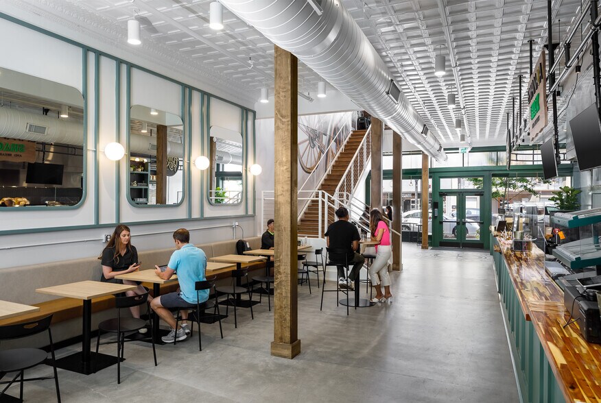 More Photos Of 215 Trade St, Greer Storefront Retail Office For Lease