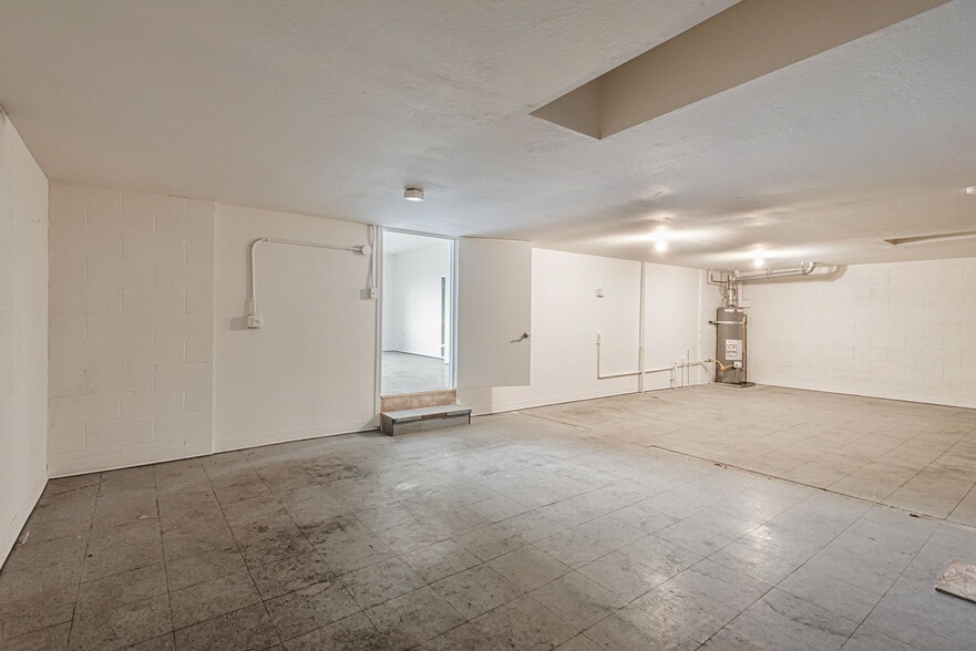 More Photos Of 2915 Keith St, San Francisco General Retail For Lease