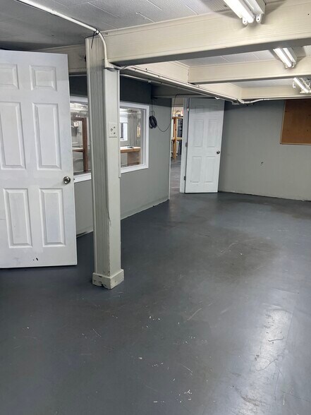 More Photos Of 1 W Forest Ave, Englewood Flex For Sale