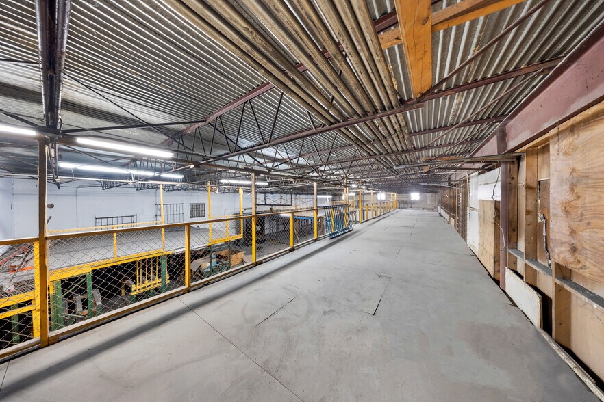 More Photos Of 9630 NW South River Dr, Medley Industrial For Lease