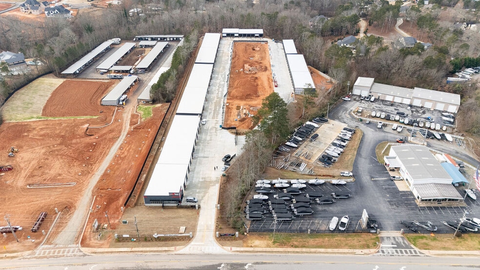 More Photos Of 6034 Lanier Islands Pky, Buford Self Storage For Sale