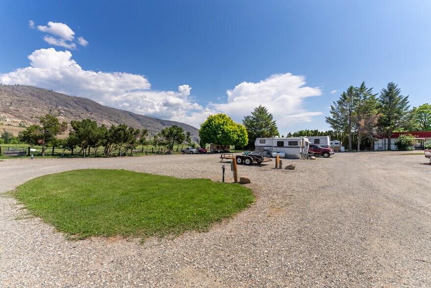 More Photos Of 208 Kendall St, Riverside Manufactured Housing Mobile Home Park For Sale