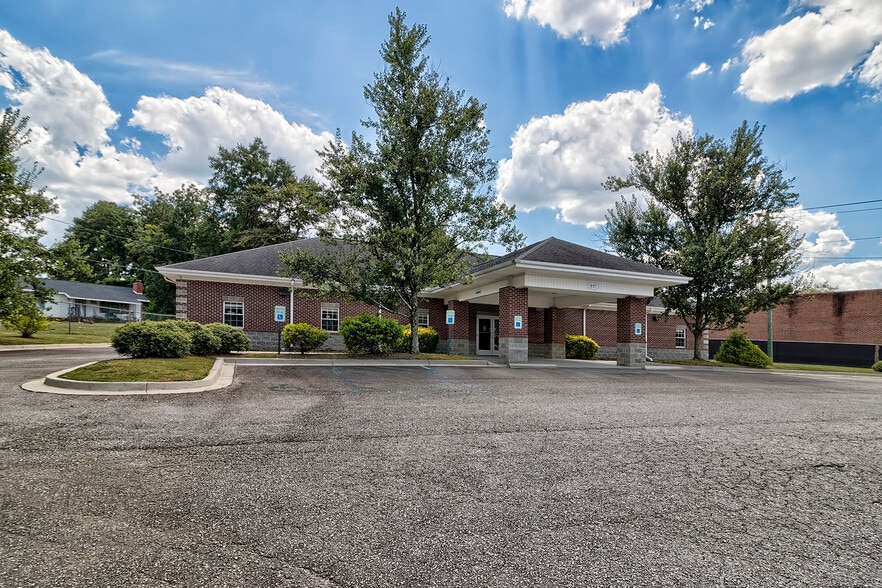 More Photos Of 811 Sunset Blvd, West Columbia Medical For Sale