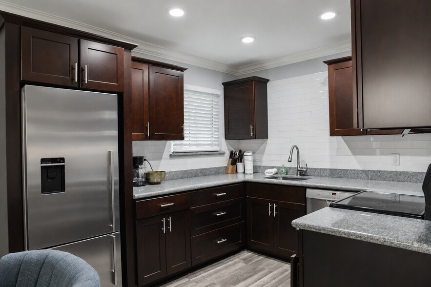 More Photos Of 2508 Southmore Blvd, Houston Apartments For Sale