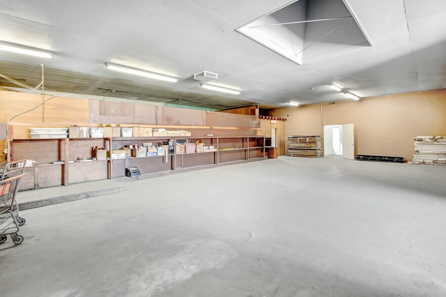 More Photos Of 2396 E Steel Rd, Colton Warehouse For Sale