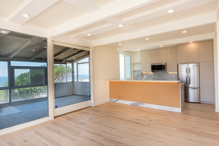 More Photos Of 7273 Birdview Ave, Malibu Apartments For Sale