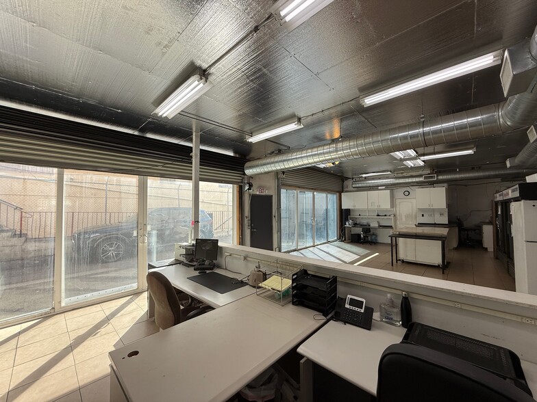 More Photos Of 7304 Canby Ave, Reseda Apartments For Sale