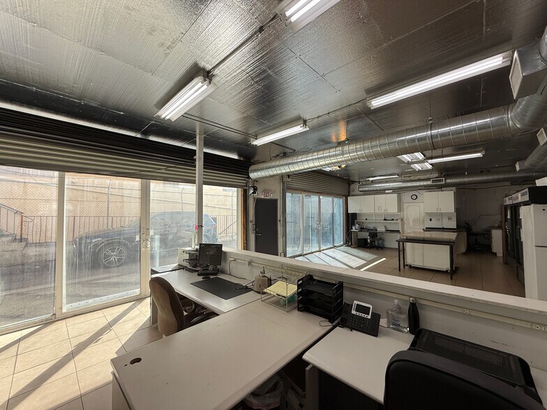 More Photos Of 7304 Canby Ave, Reseda Apartments For Sale