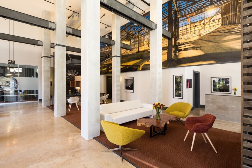 More Photos Of 423 Blue Star, San Antonio Apartments For Lease