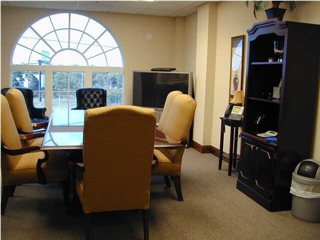 More Photos Of 42 Business Centre Dr, Miramar Beach Office For Sale
