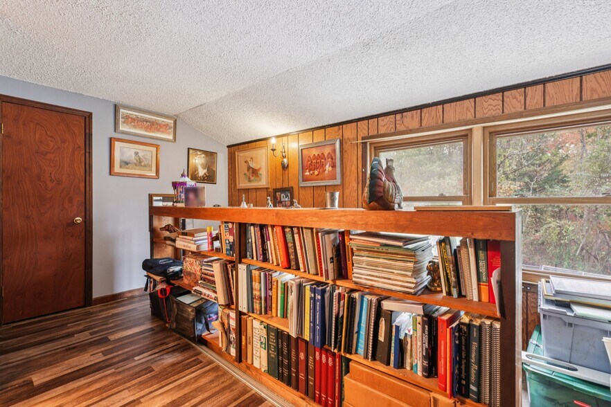 More Photos Of 170 S Hope Chapel Rd, Jackson Specialty For Sale