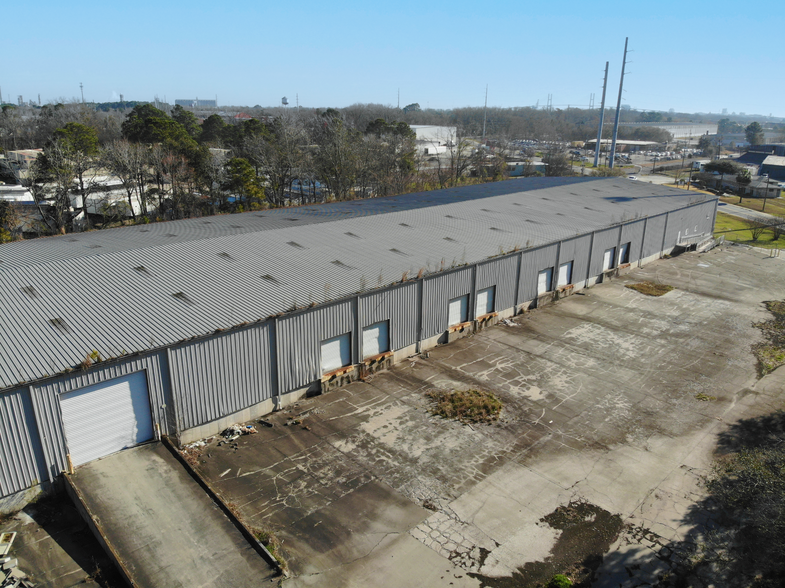 Primary Photo Of 151 Telfair Rd, Savannah Warehouse For Sale