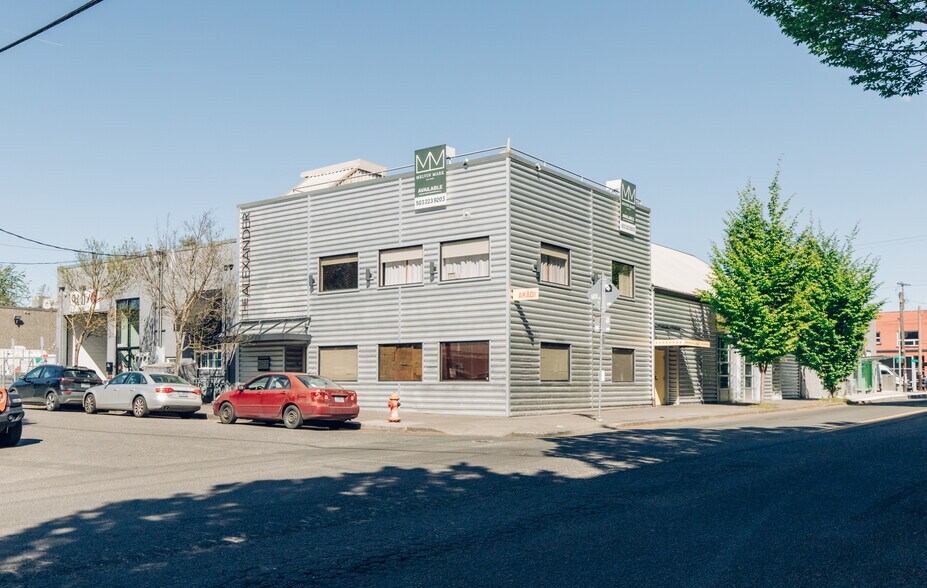 More Photos Of 1001 SE Division St, Portland General Retail For Sale