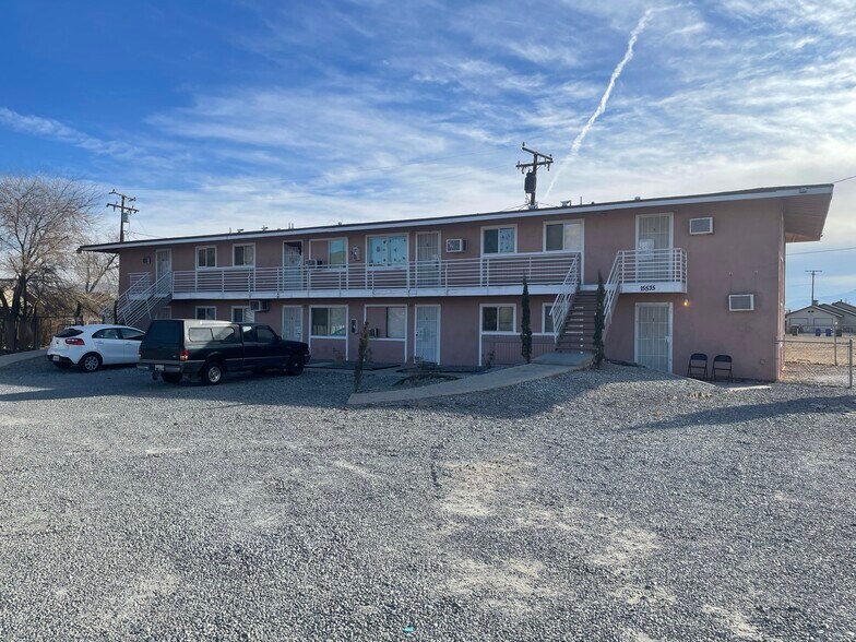 Primary Photo Of 15535 Broken Bow Rd, Apple Valley Apartments For Sale