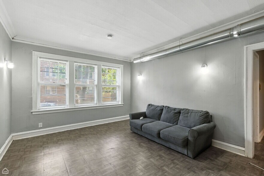More Photos Of 936 E 80th St, Chicago Apartments For Sale