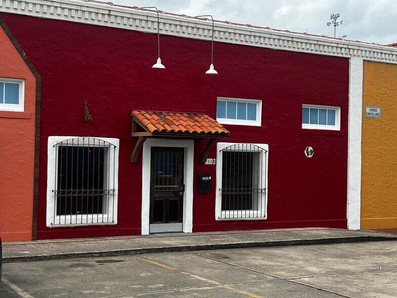 Primary Photo Of 708 Telephone Rd, Houston Freestanding For Lease