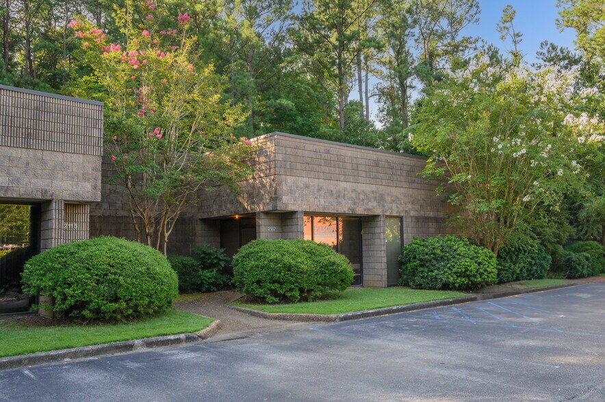 More Photos Of 2113-2117 Data Park Dr, Hoover Medical For Sale